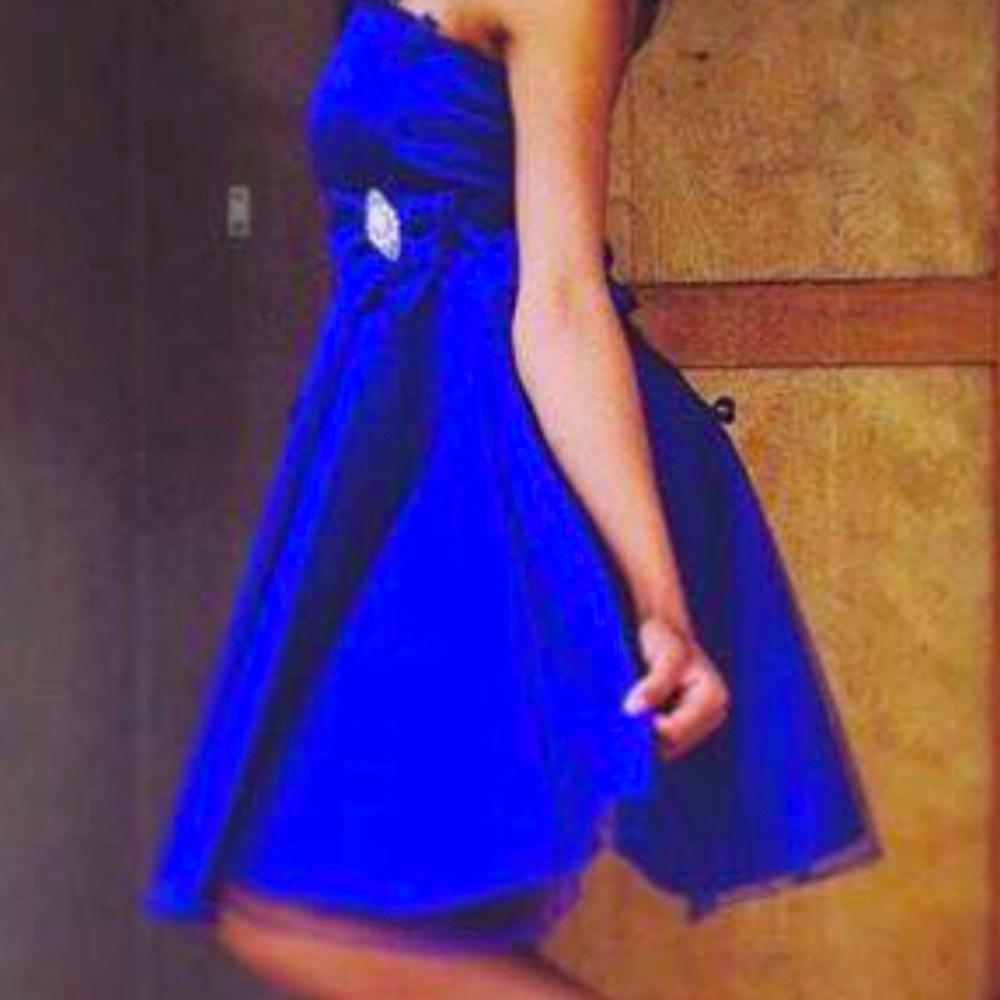 FE Forever - Women’s/Teen’s Prom/Party Dress. Size Medium